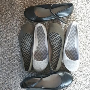 Size 8 1/2 casual shoes.